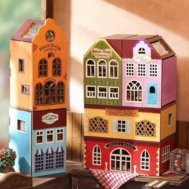 DIY Tiny House Dollhouse Kit Animals Building Block Town