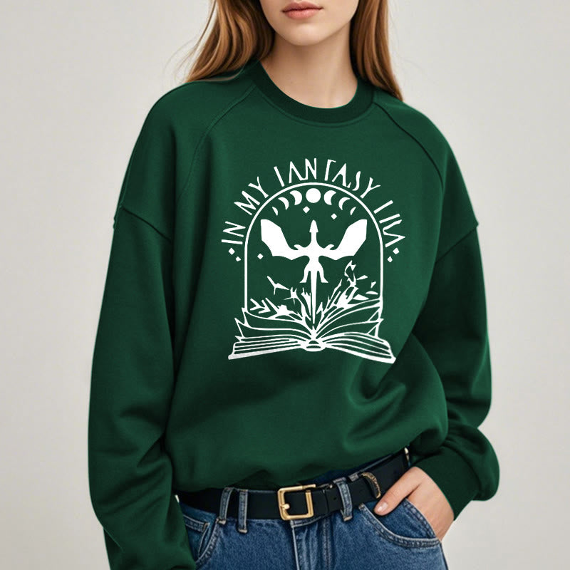 In My Fantasy Era Fleece Lined Sweatshirt Round Neck Sweatshirt