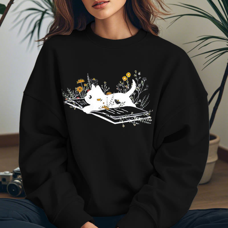 CAT ON BOOK Womens Teachers Crewneck Sweatshirt Pullover