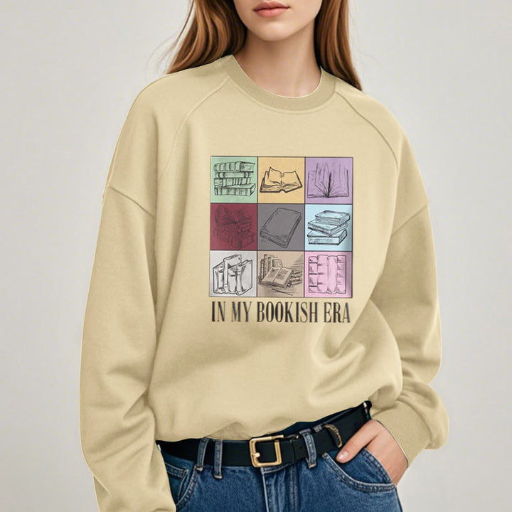 IN MY BOOKISH ERA Womens Crewneck Sweatshirt Pullover