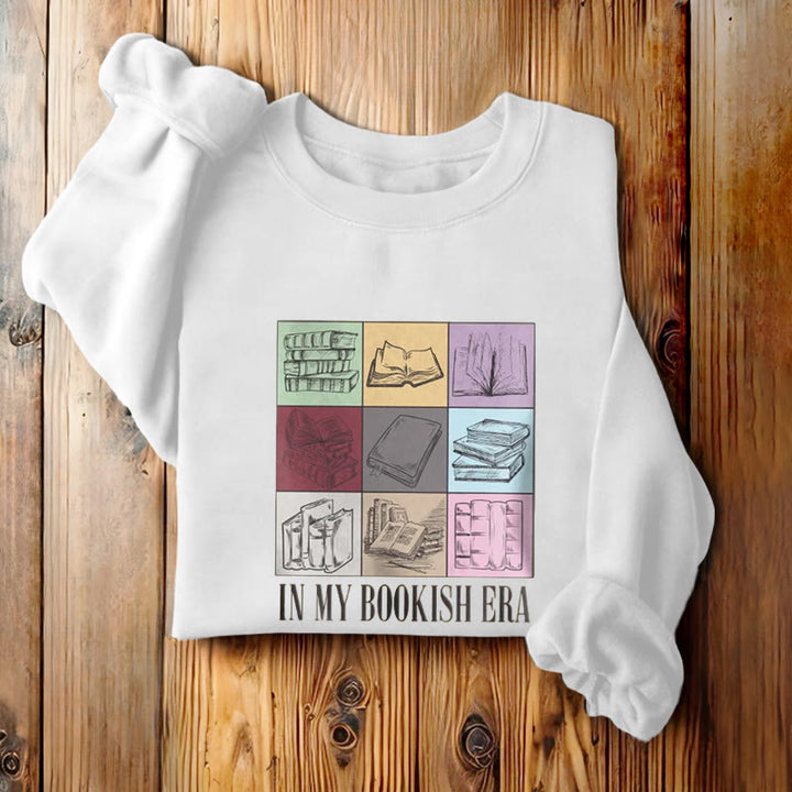 IN MY BOOKISH ERA Womens Crewneck Sweatshirt Pullover