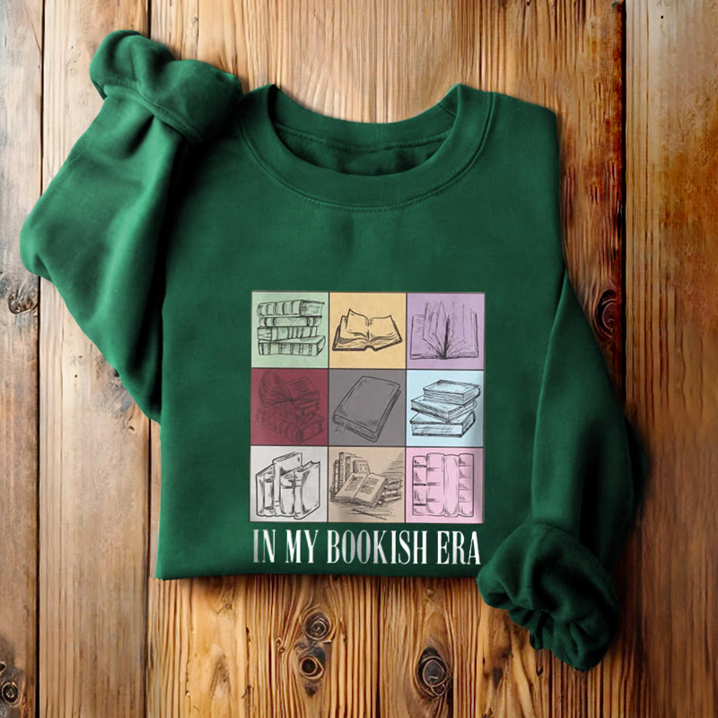 IN MY BOOKISH ERA Womens Crewneck Sweatshirt Pullover