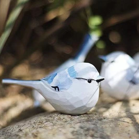 Little Titmouse Carved Wooden Sculpture Desktop Deocr For Gift