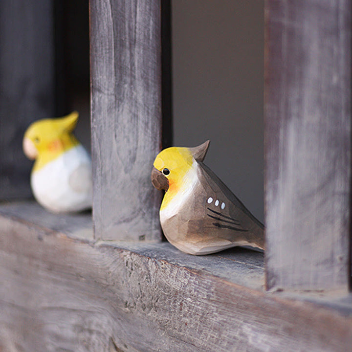 Wooden Bird Figurine Cockatiel Statue Animal Ornament Handmade Simulation