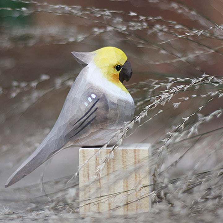 Wooden Bird Figurine Cockatiel Statue Animal Ornament Handmade Simulation